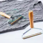 Handy Lint Remover - Image 3